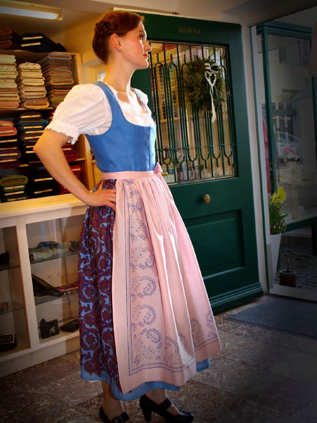 Mode für die Dame bei Beurle Trachten Salzburg...